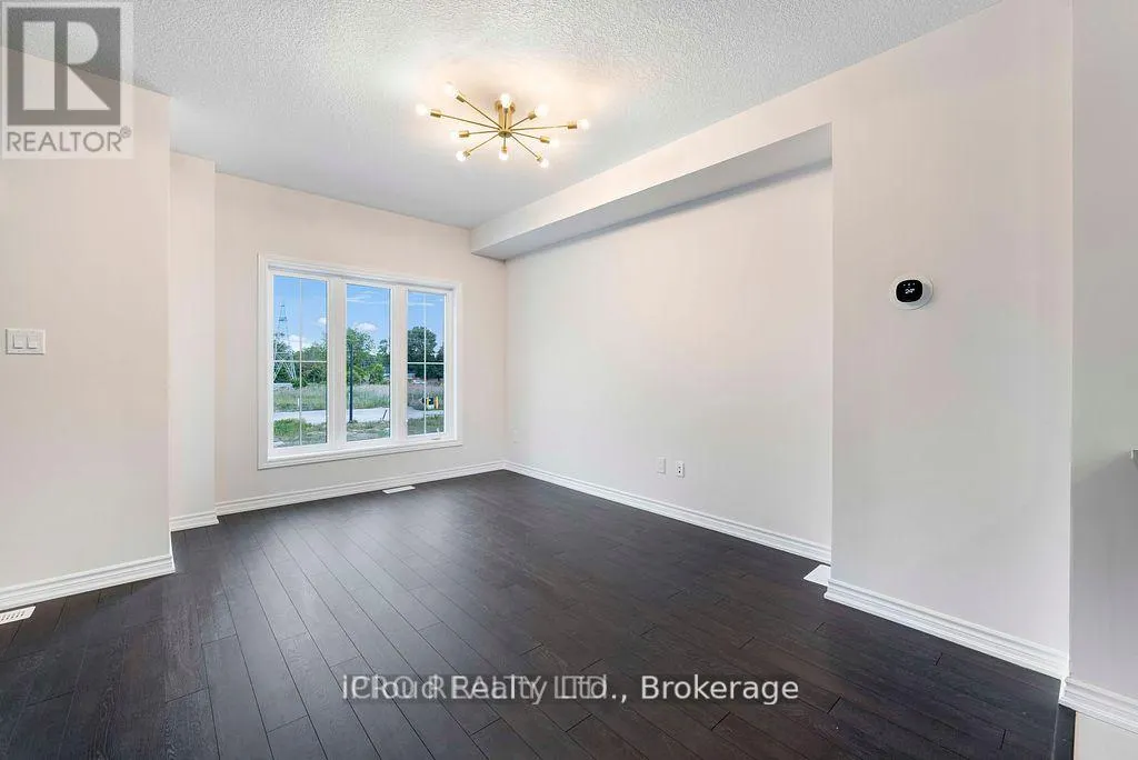 133 - 677 PARK ROAD N