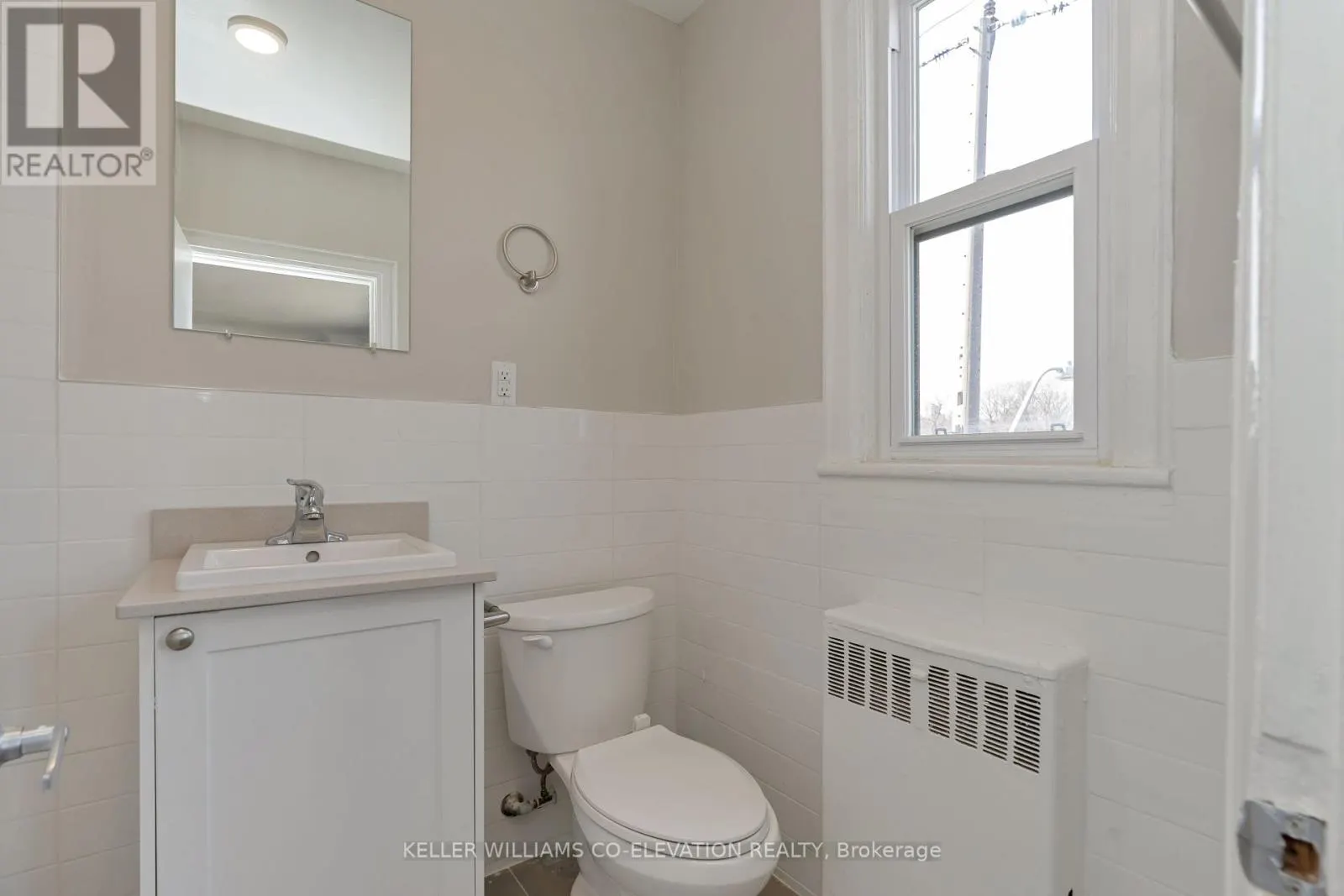 14 - 133 PROSPECT STREET S