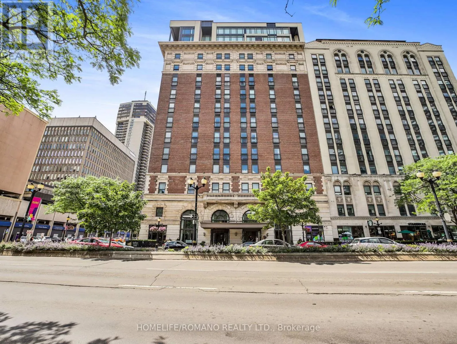 LPH12 - 118 KING STREET E