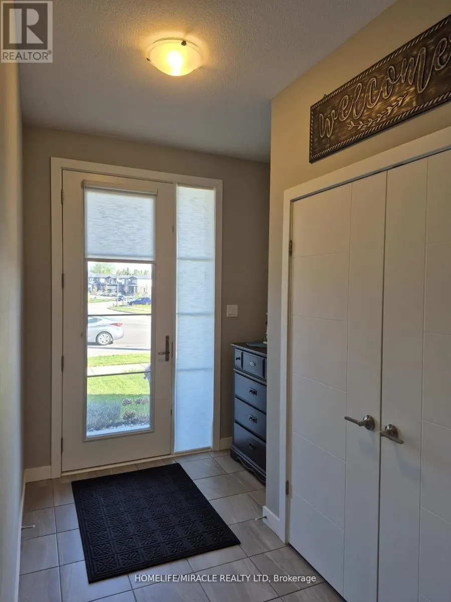 886 ROBERT FERRIE DRIVE