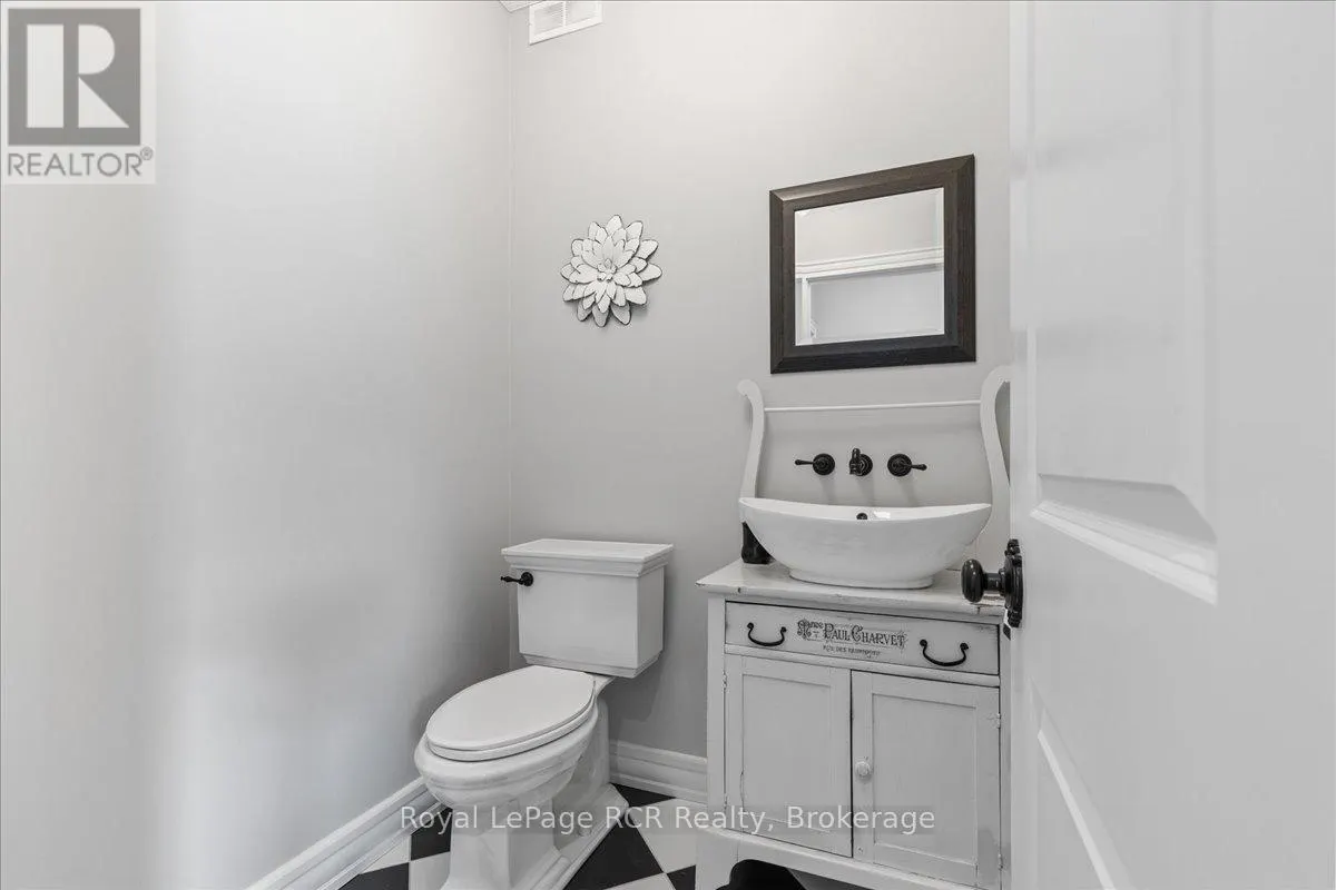 7572 SIDEROAD 3 E
