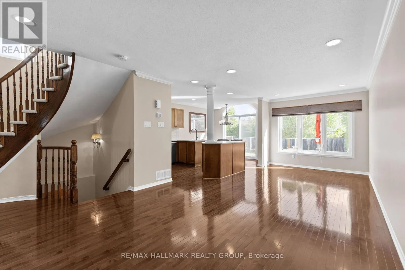 2213 BROCKSTONE CRESCENT