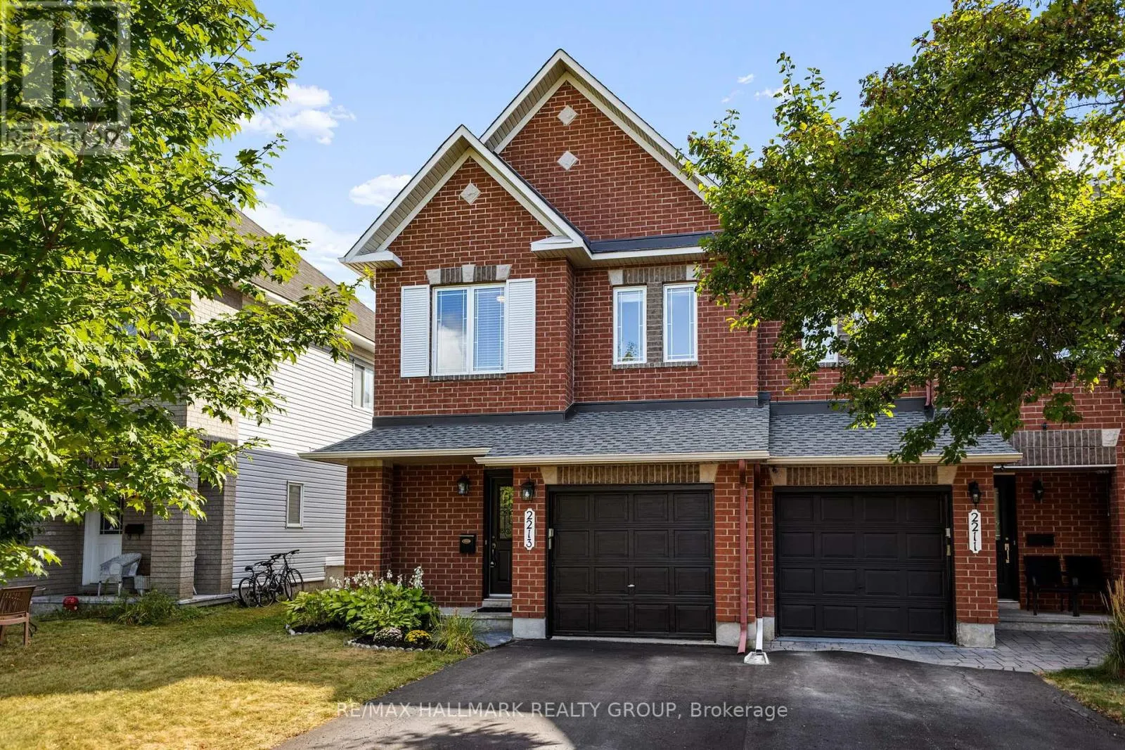2213 BROCKSTONE CRESCENT