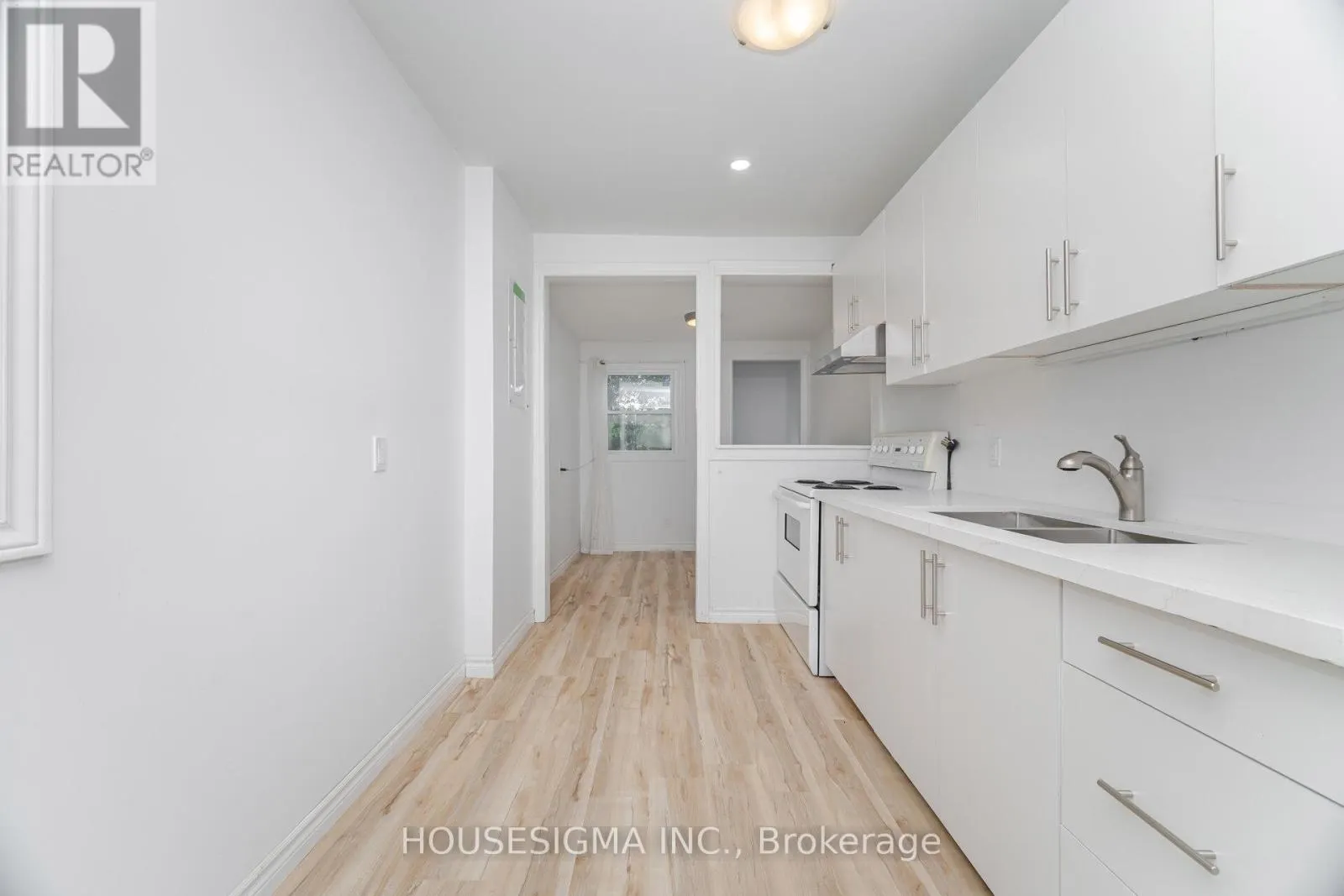 7 DONCASTER BOULEVARD
