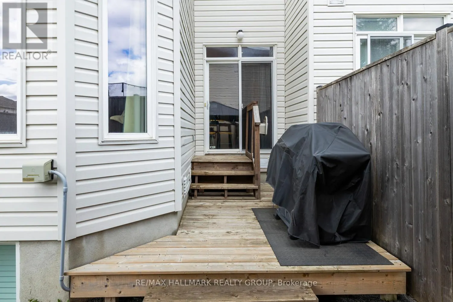 202 WAYMARK CRESCENT