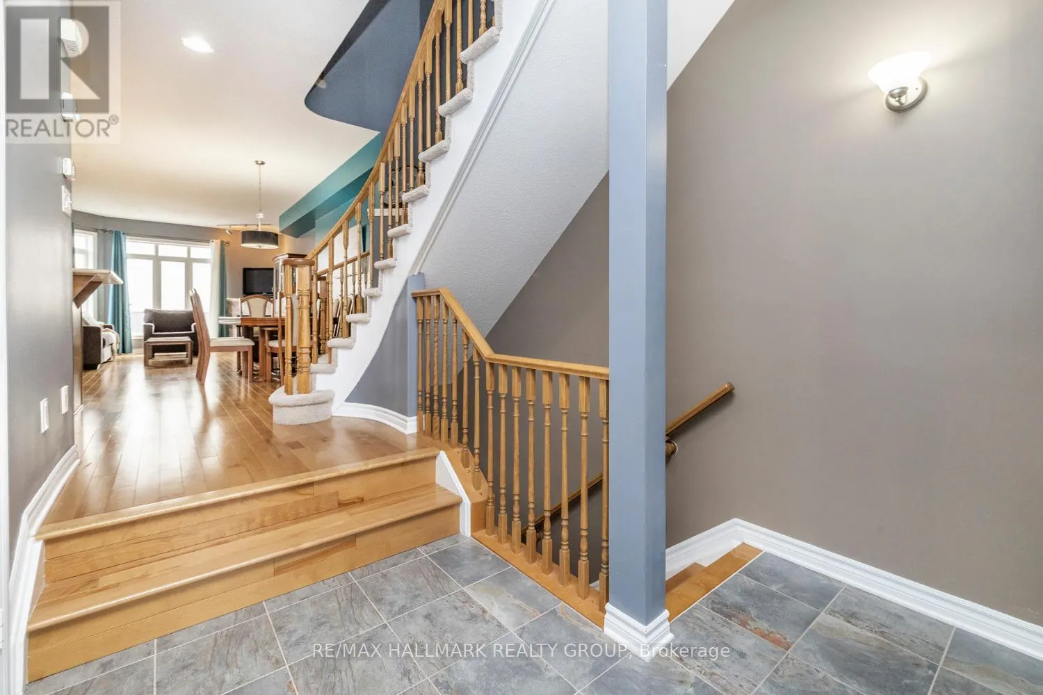 202 WAYMARK CRESCENT