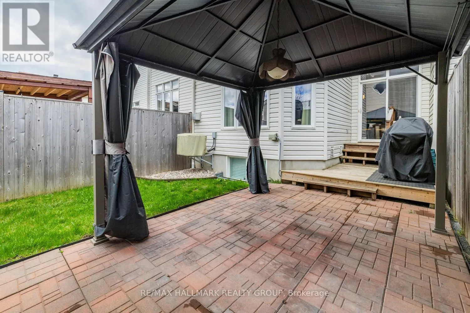 202 WAYMARK CRESCENT