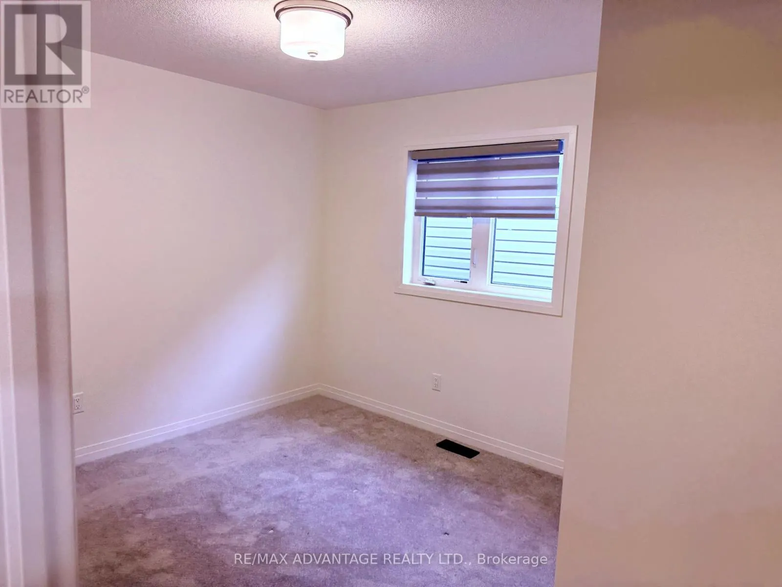 18 WHITTON DRIVE