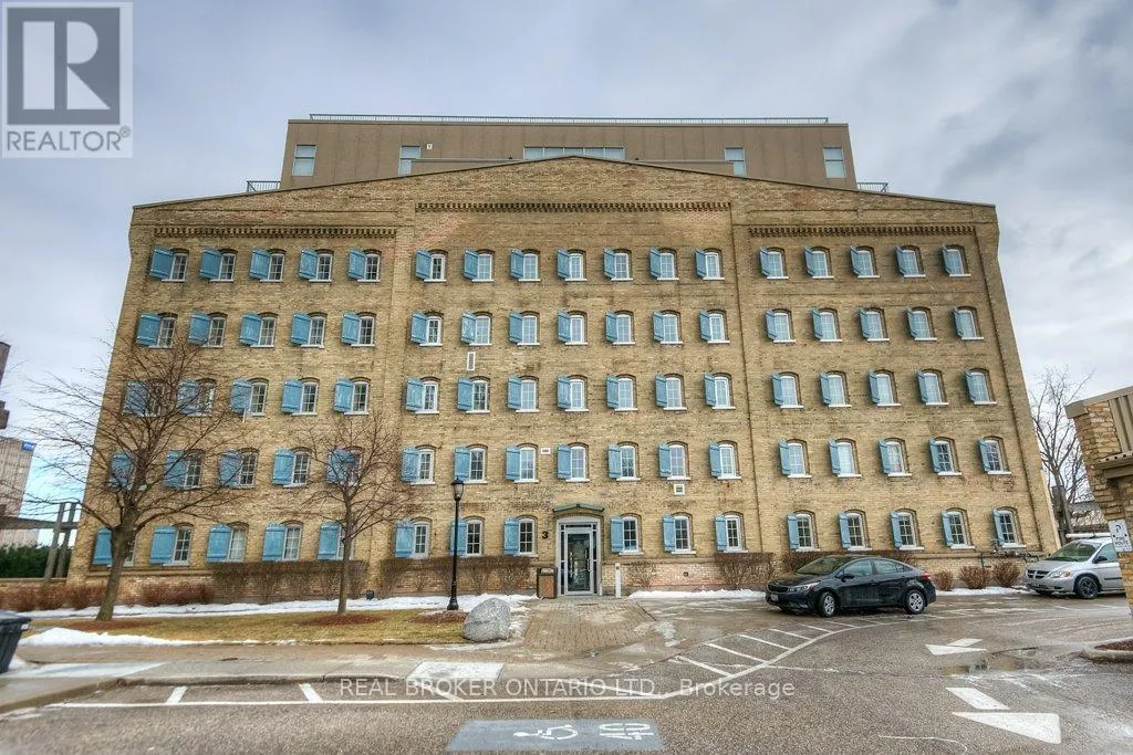 202 - 3 FATHER DAVID BAUER DRIVE