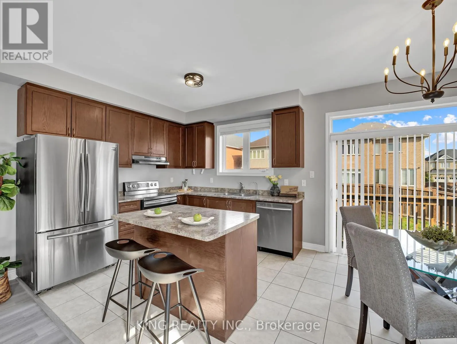 15 HARTLEY AVENUE