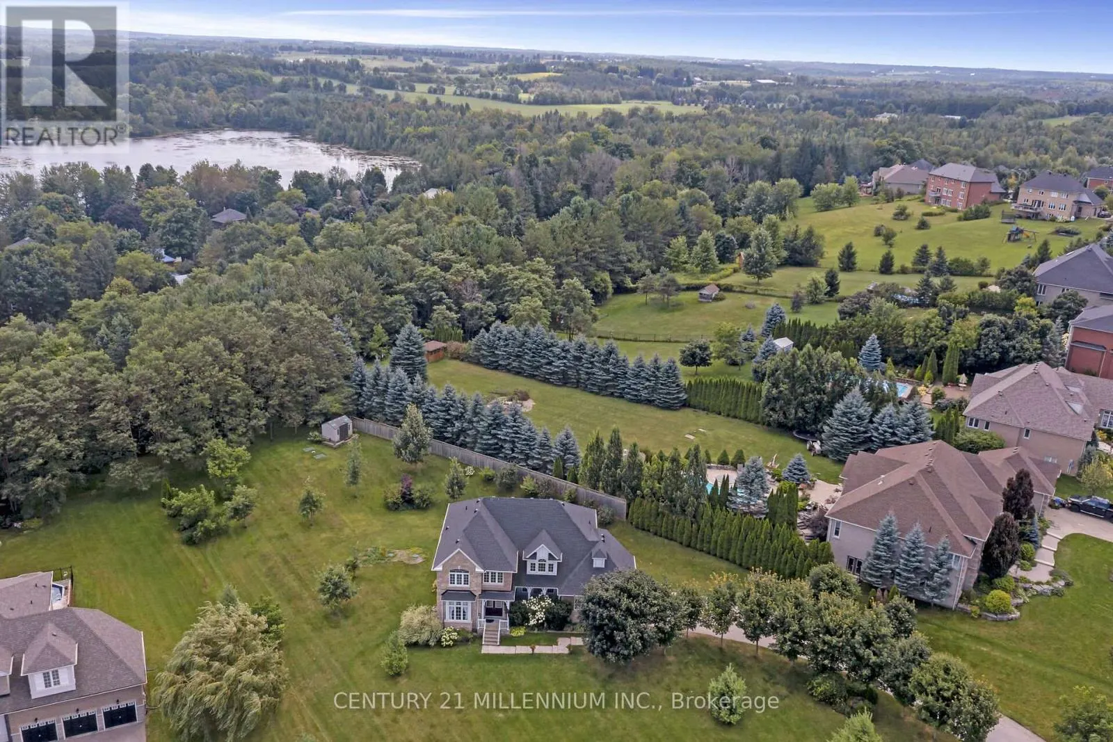 15 UPPER CANADA DRIVE