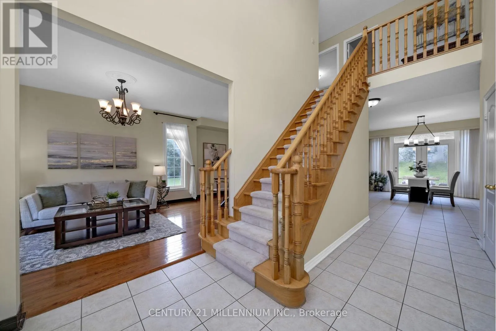 15 UPPER CANADA DRIVE