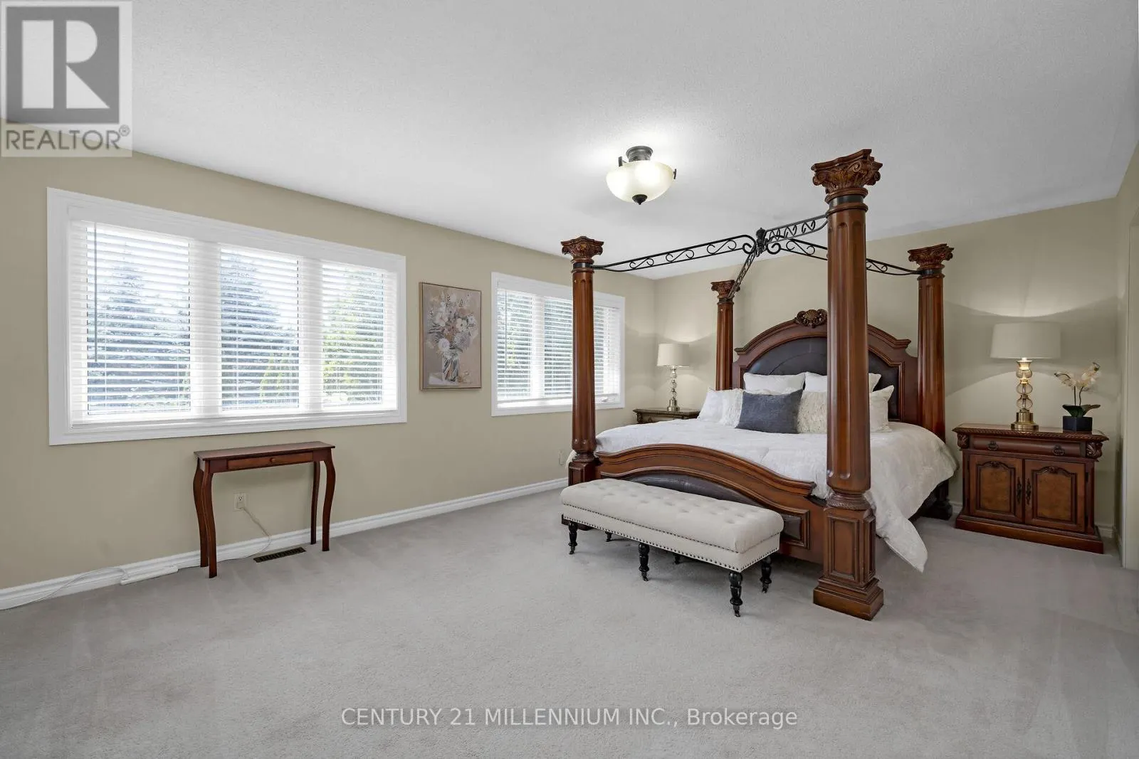 15 UPPER CANADA DRIVE