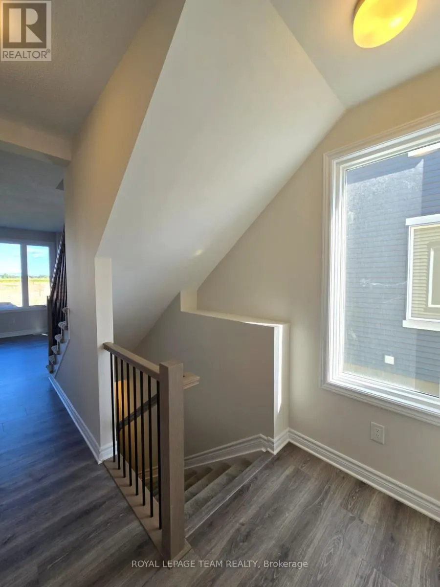 333 CANTERING DRIVE