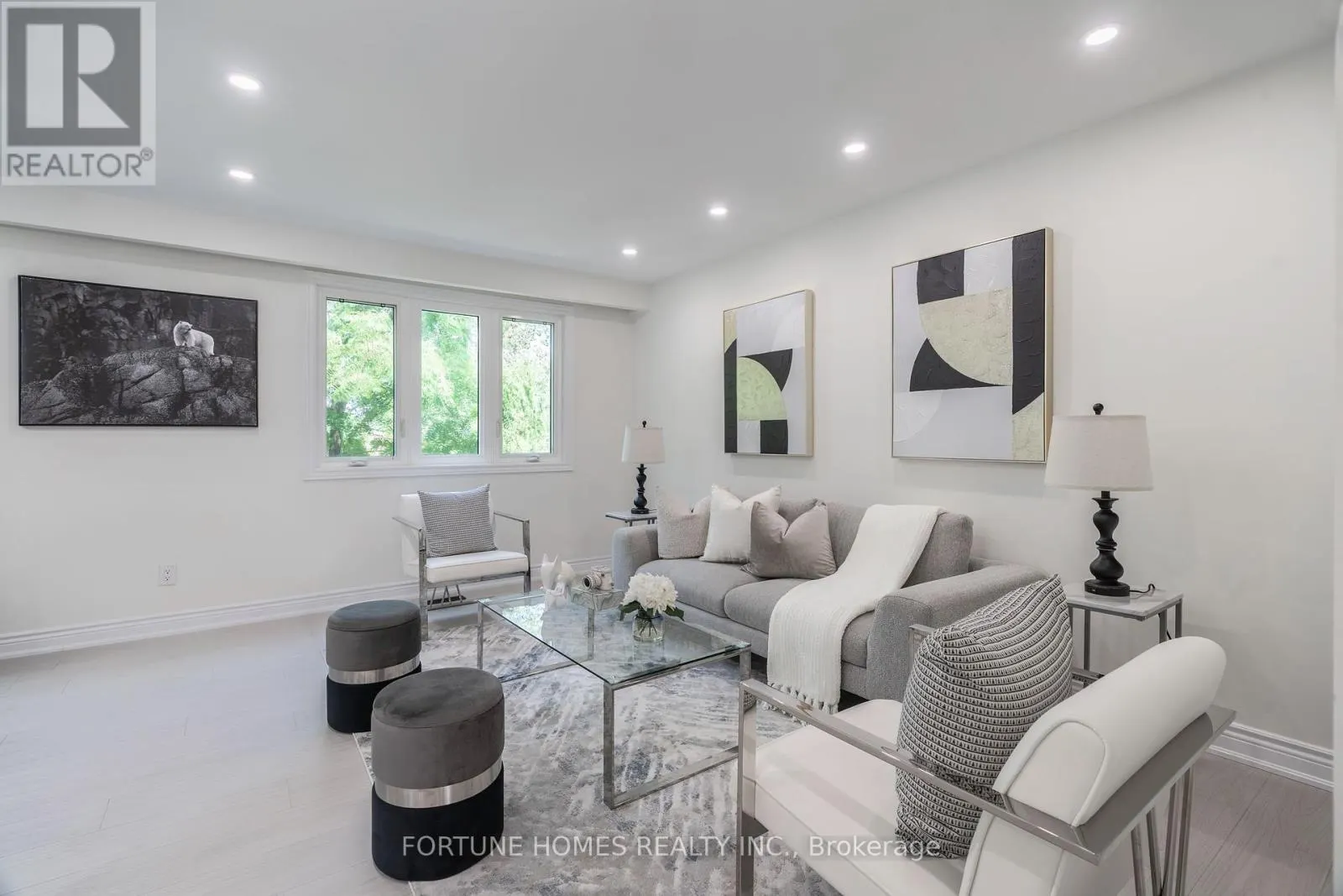 384 WESTWOOD DRIVE