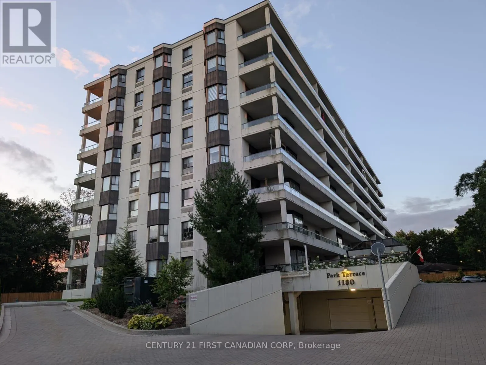 602 - 1180 COMMISSIONERS ROAD W, #602