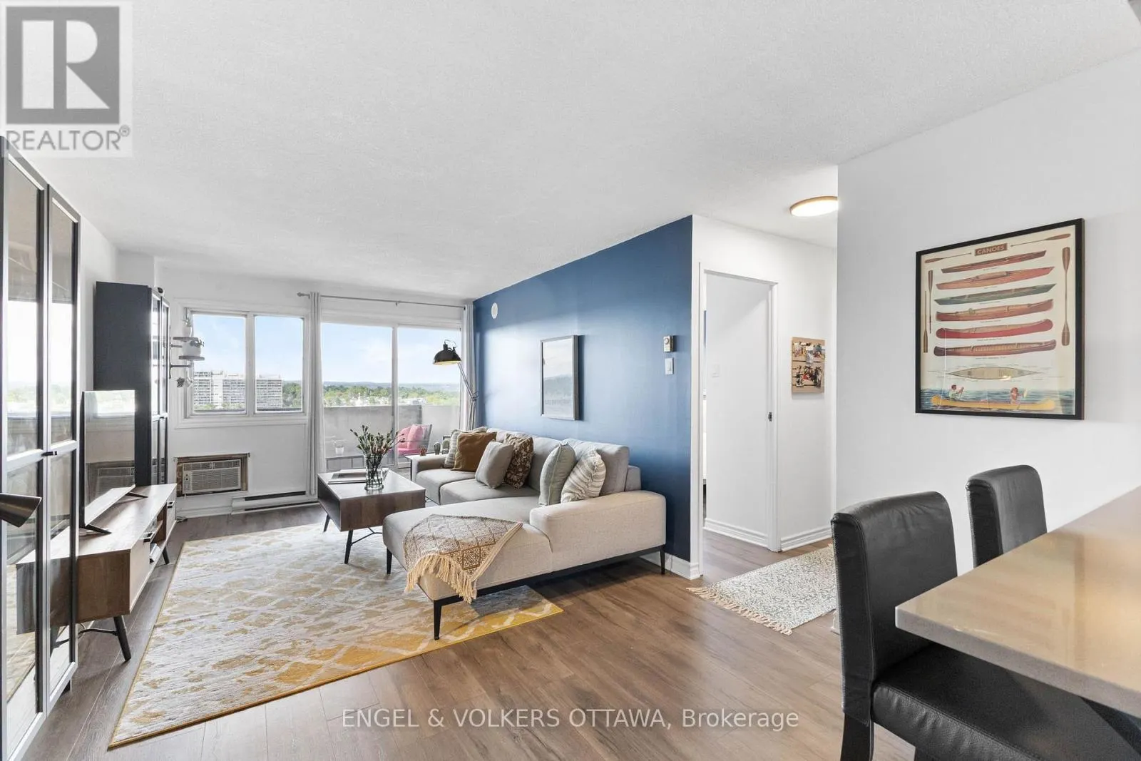 1614 - 40 LANDRY STREET