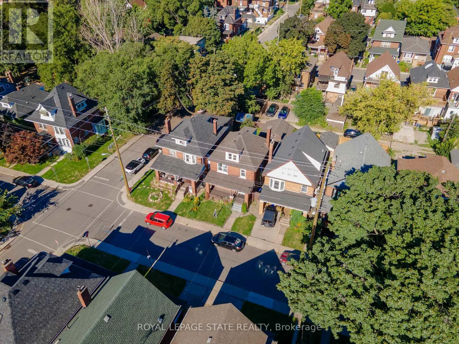 36 SPADINA AVENUE