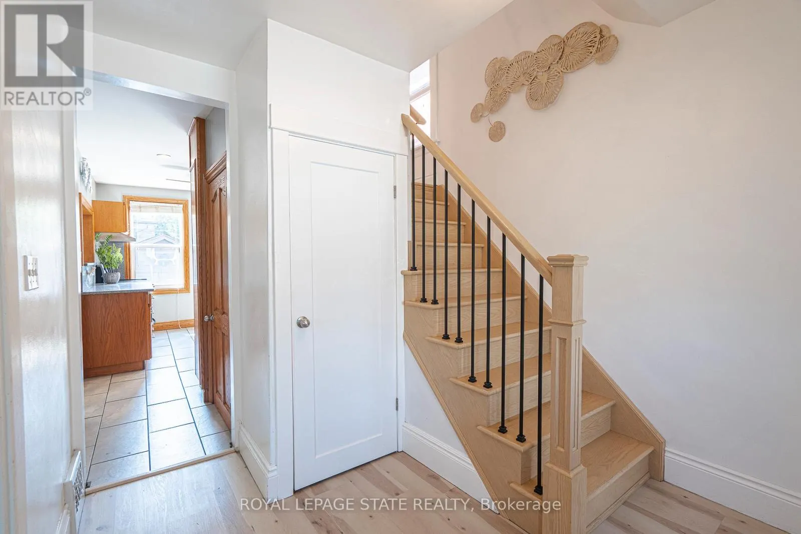 36 SPADINA AVENUE