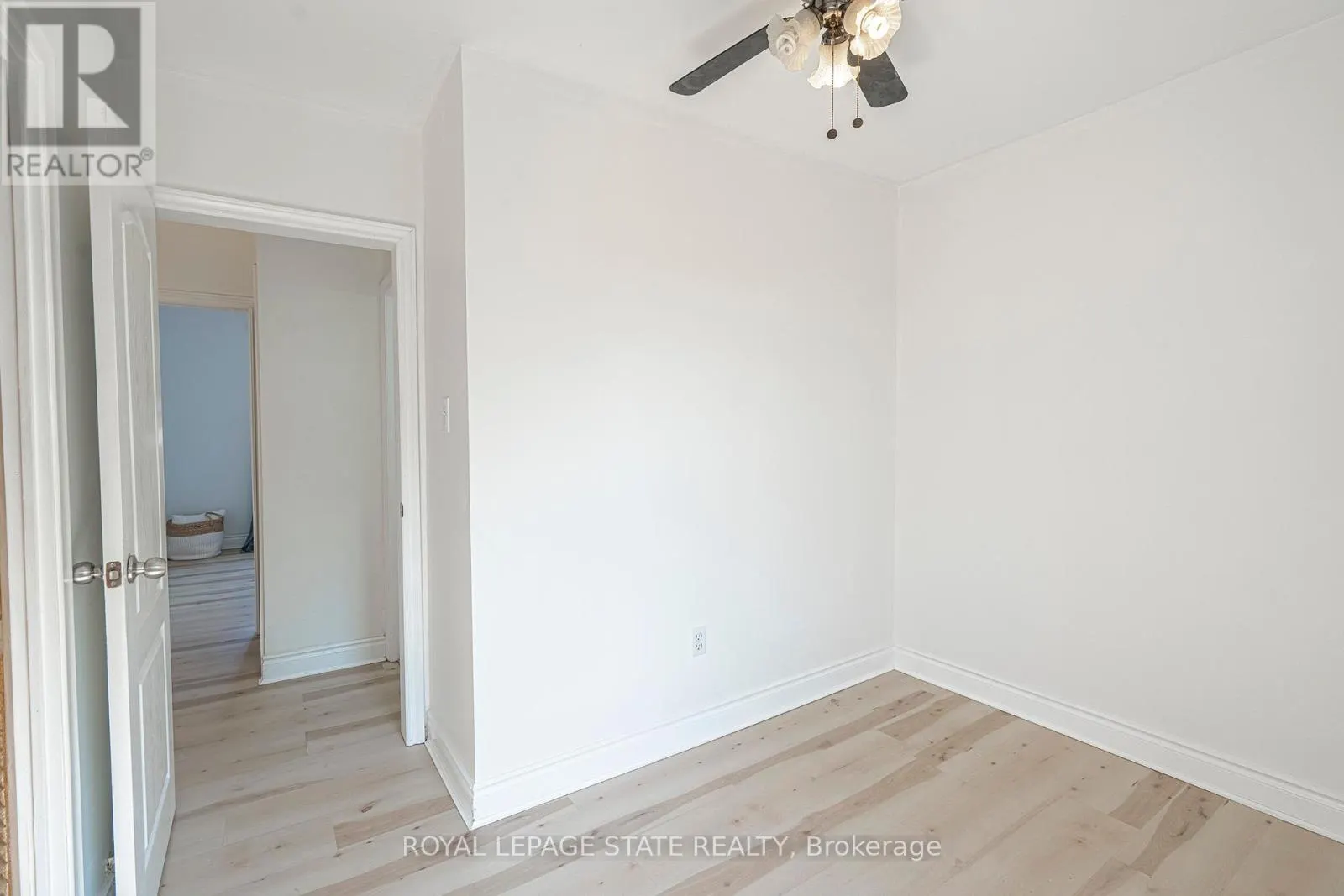 36 SPADINA AVENUE
