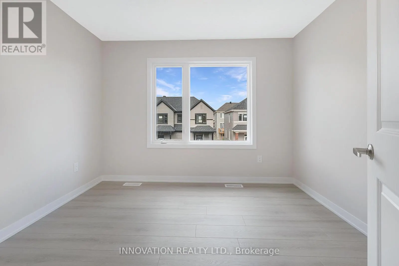 18 PUMICE PLACE