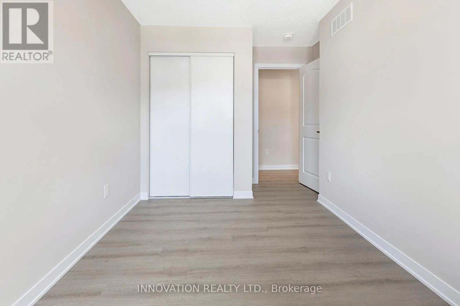 18 PUMICE PLACE