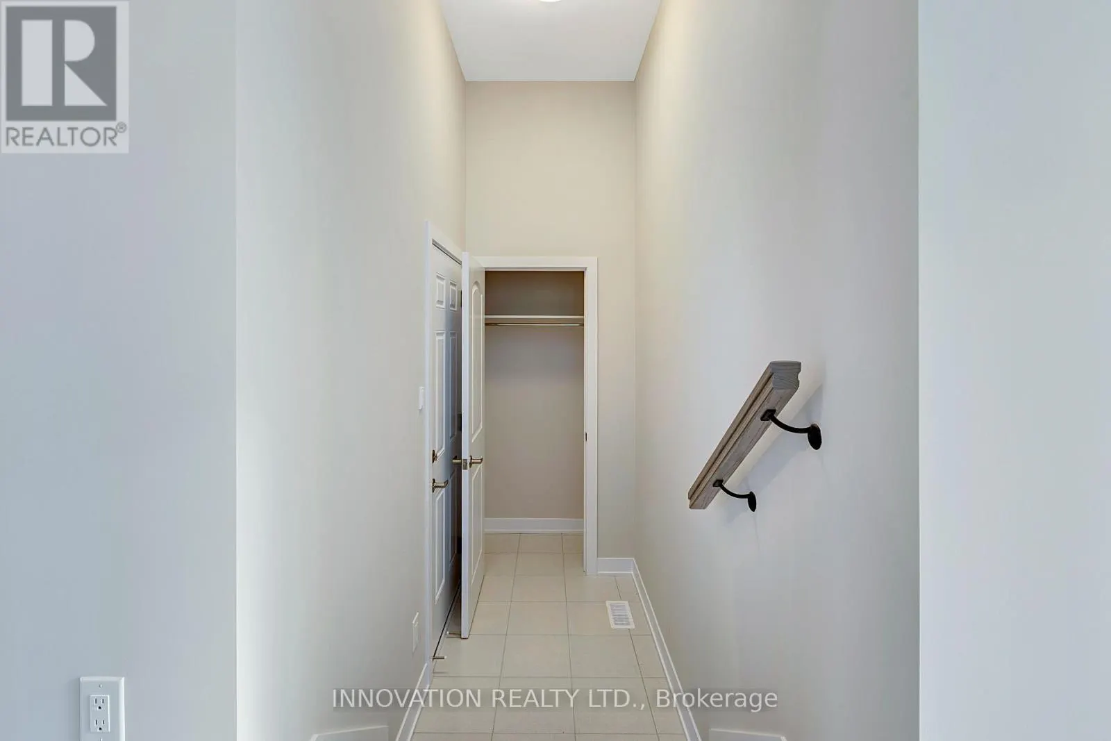 18 PUMICE PLACE