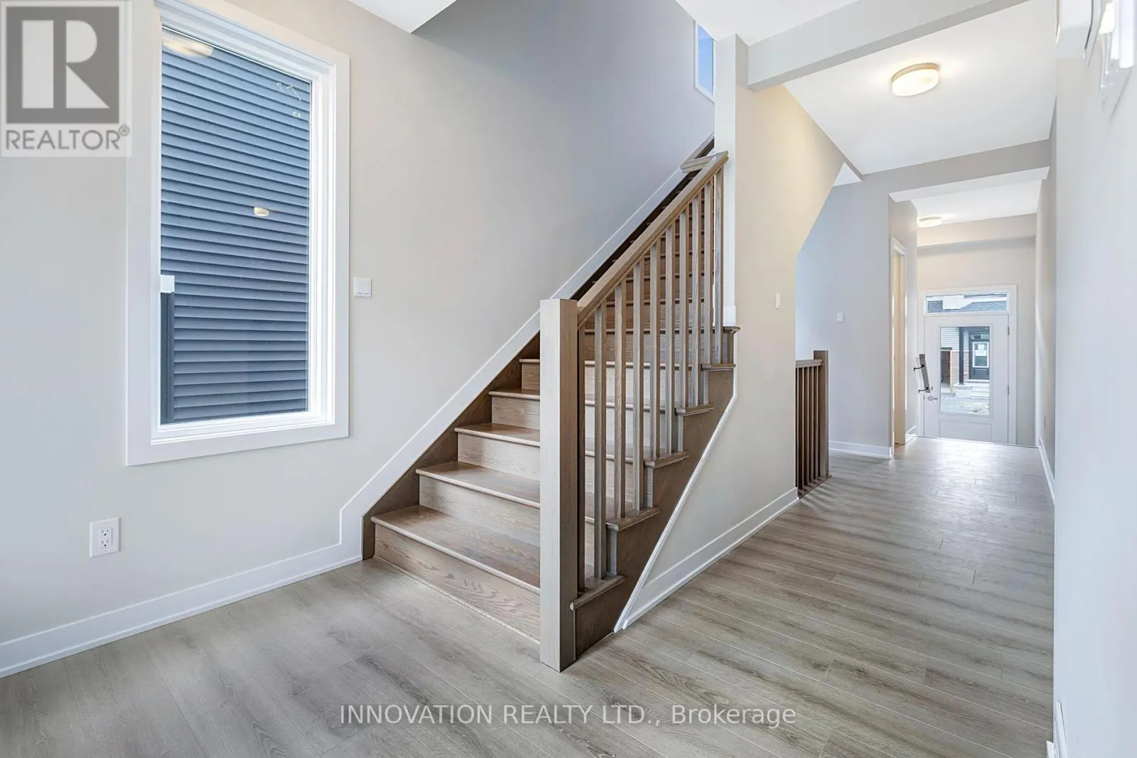 18 PUMICE PLACE