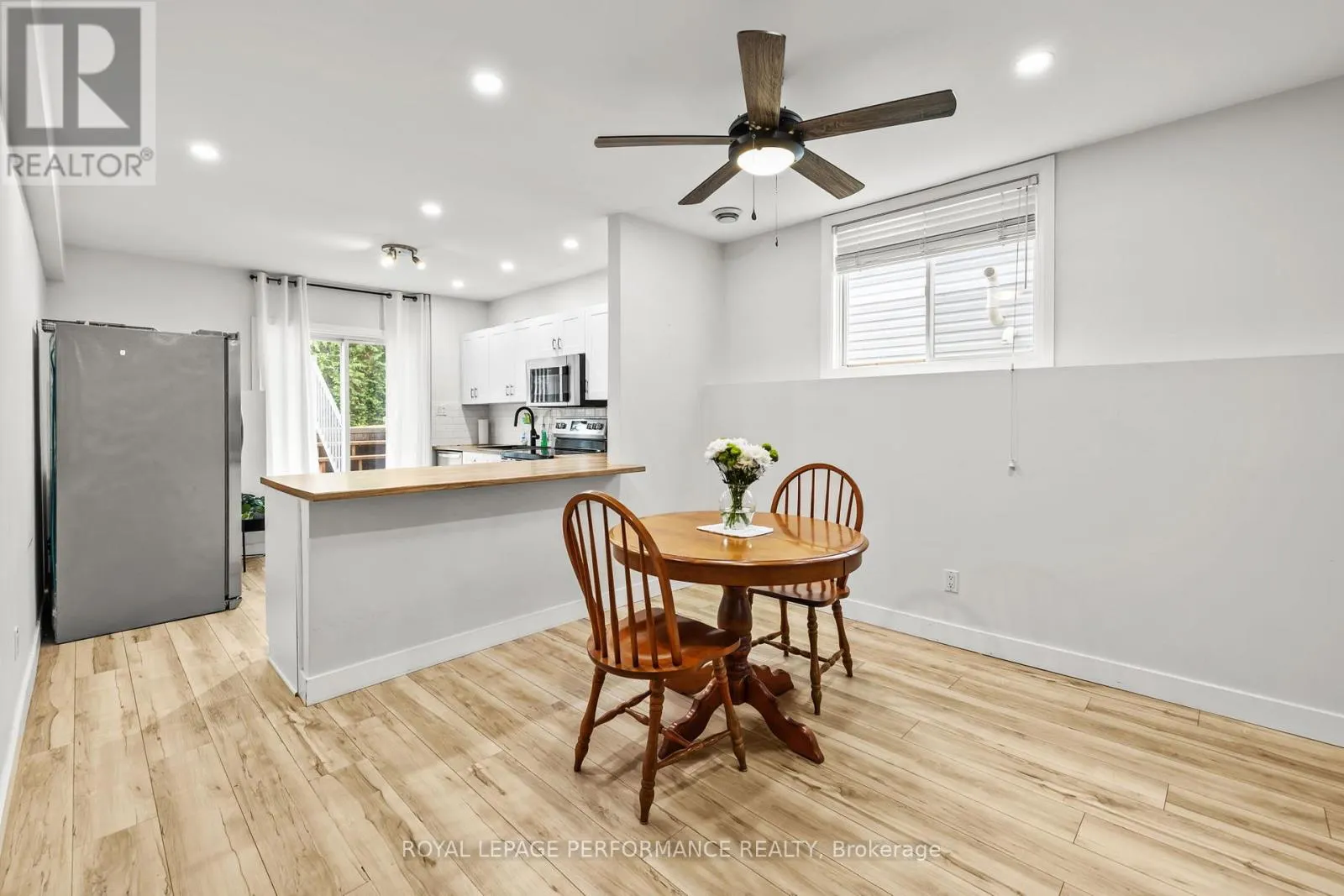 1C - 75 LAPOINTE BOULEVARD