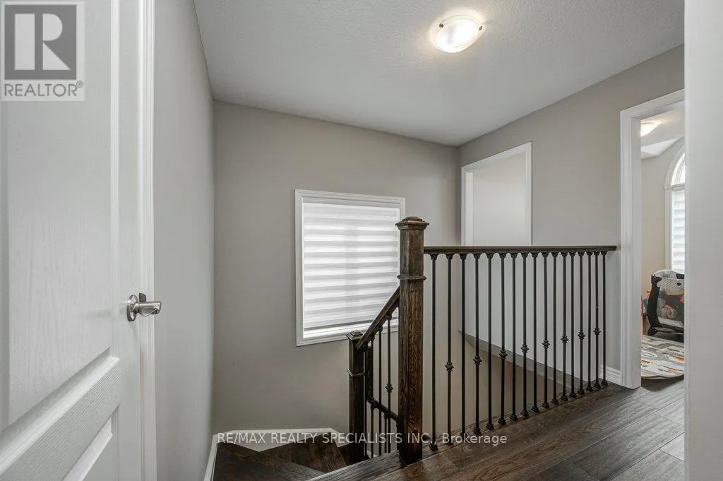 UPPER - 36 WEATHERALL AVENUE