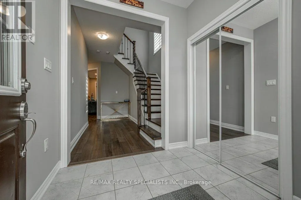 UPPER - 36 WEATHERALL AVENUE