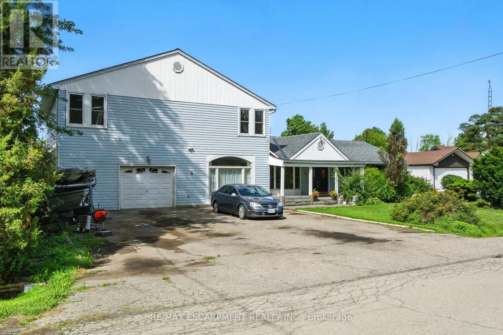 5 MAZZA AVENUE