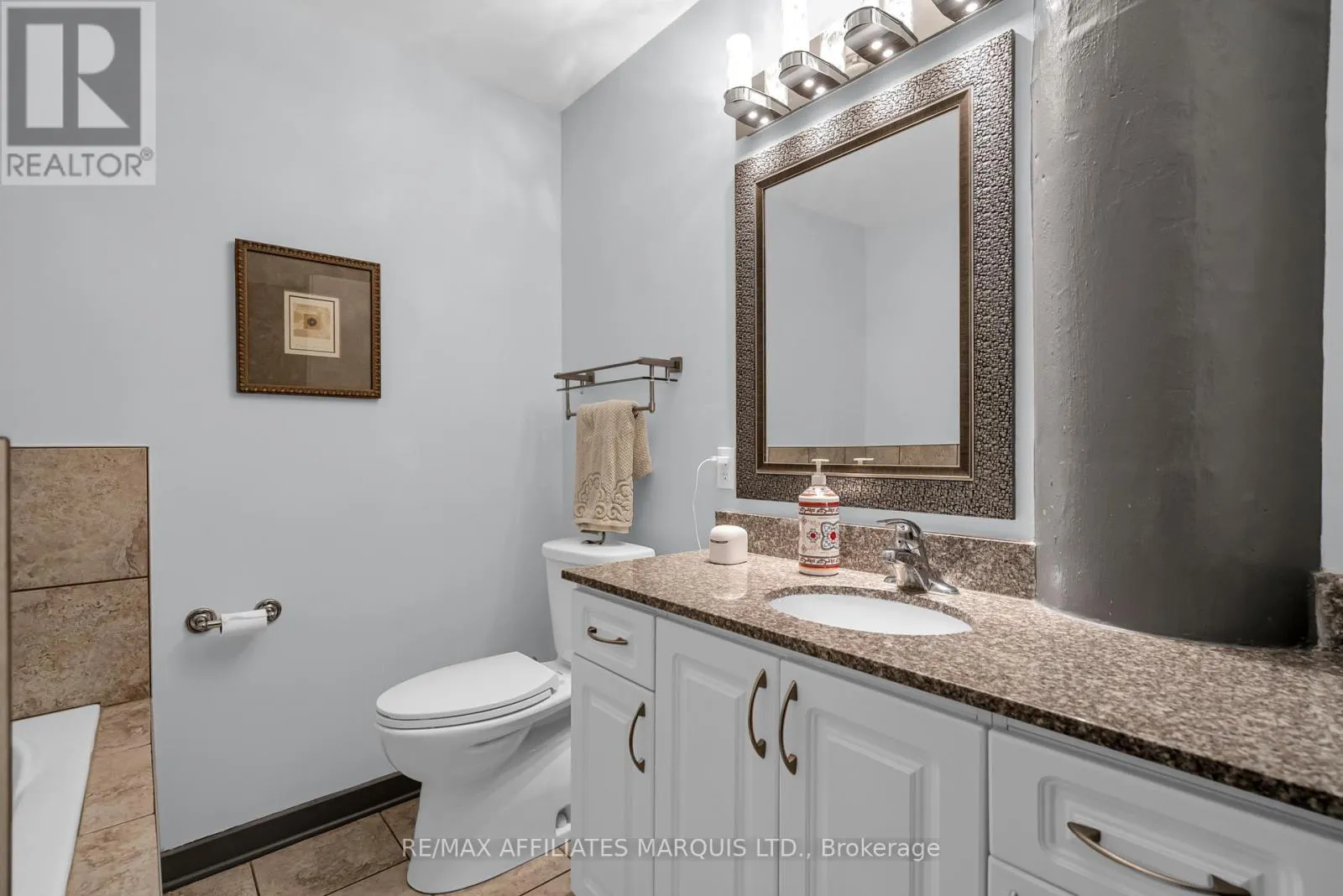 405 - 710 COTTON MILL STREET
