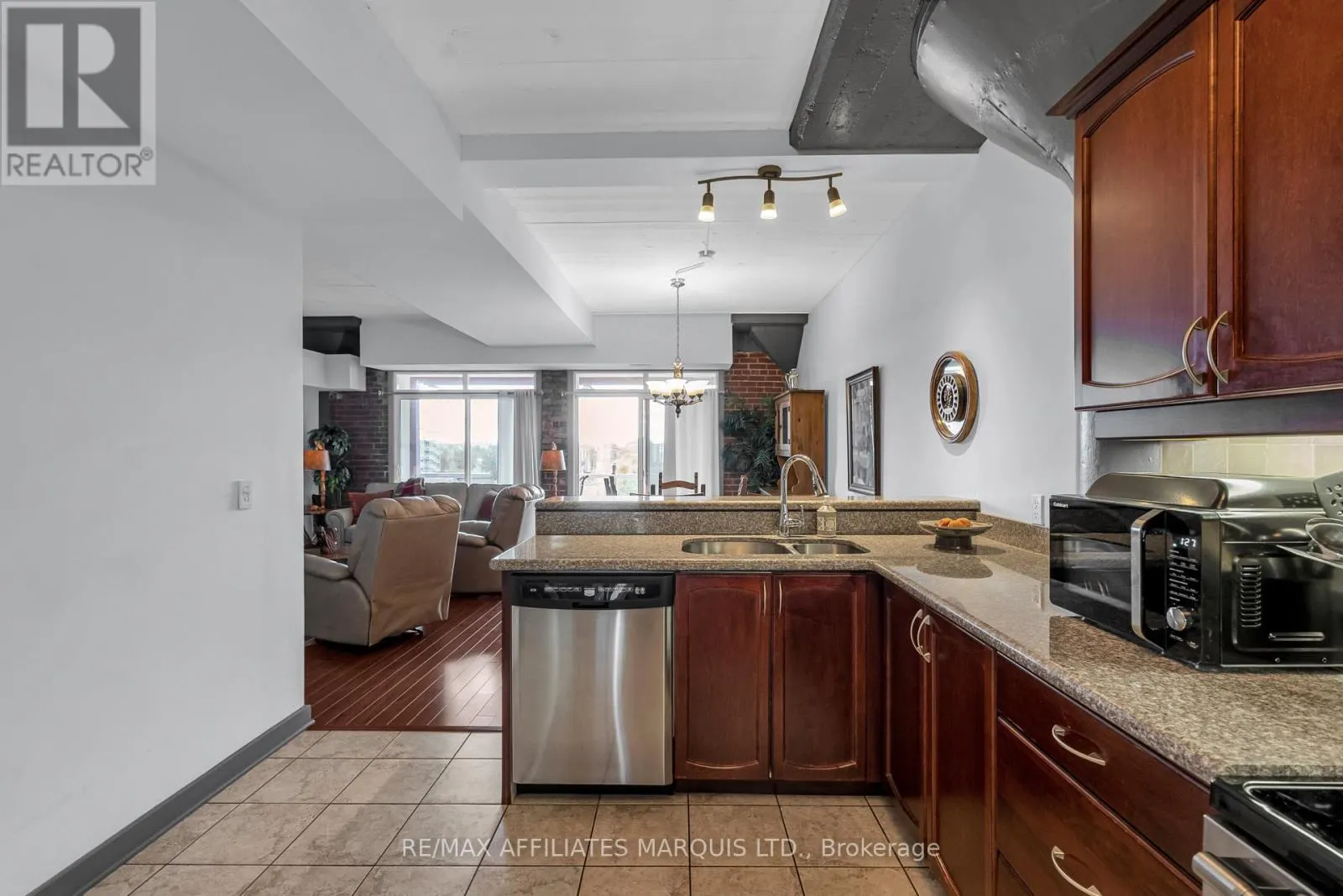 405 - 710 COTTON MILL STREET