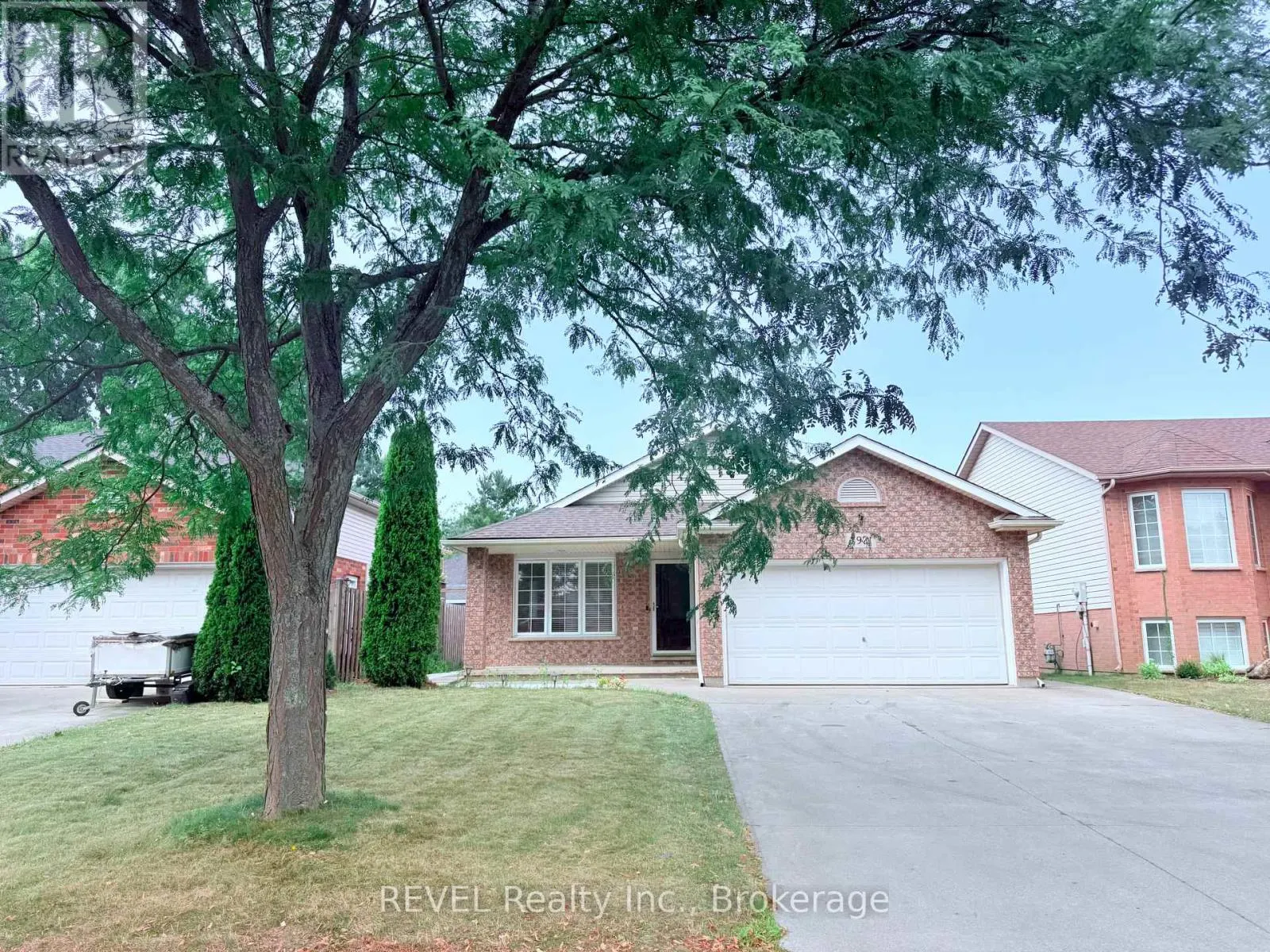 7921 SPRING BLOSSOM DRIVE
