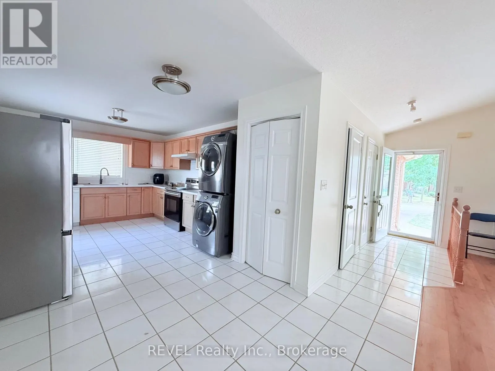 7921 SPRING BLOSSOM DRIVE