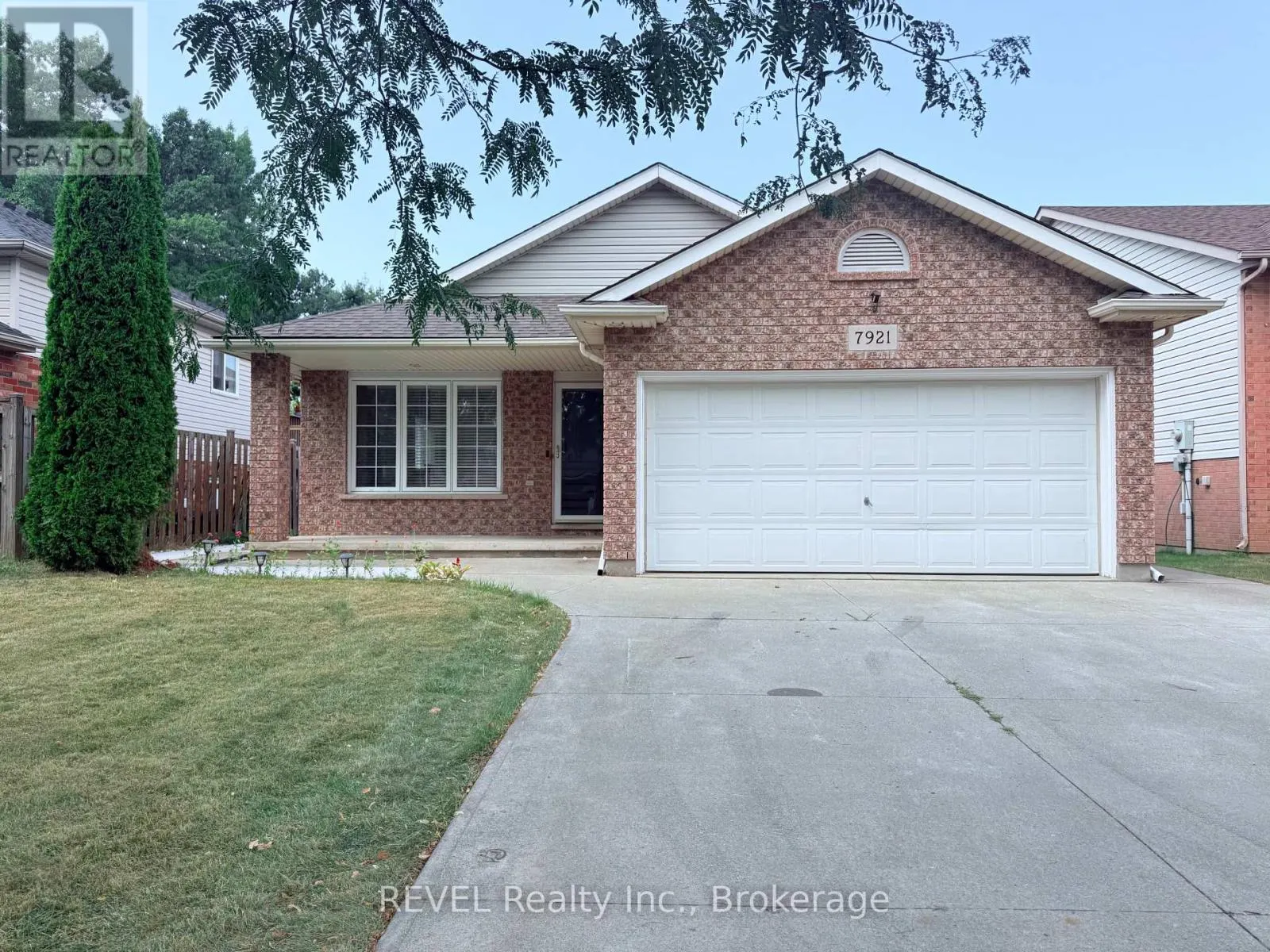 7921 SPRING BLOSSOM DRIVE