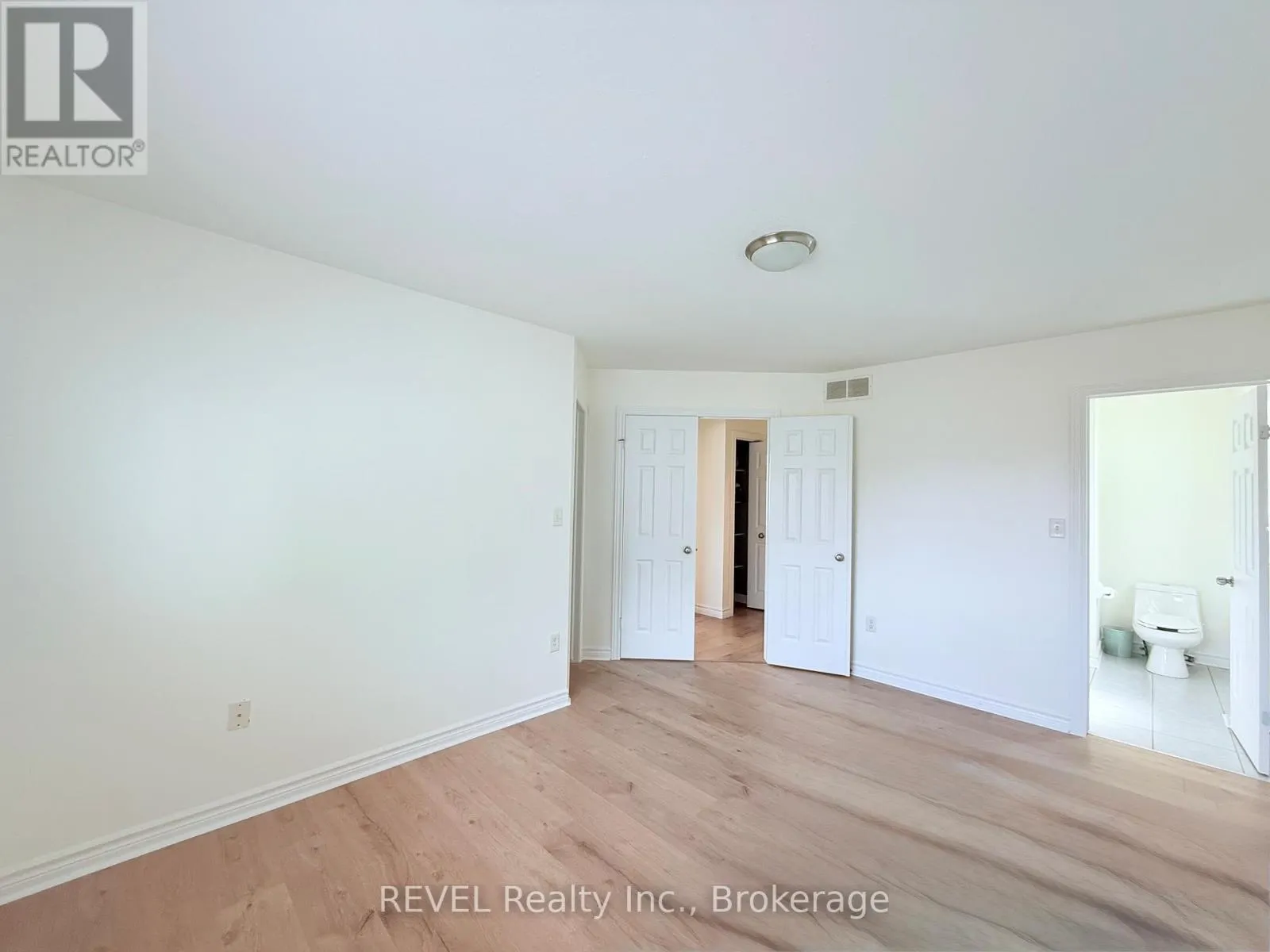7921 SPRING BLOSSOM DRIVE