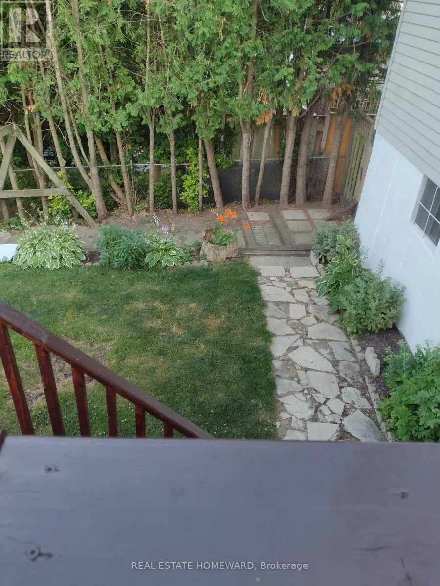 35 BLEEKER AVENUE