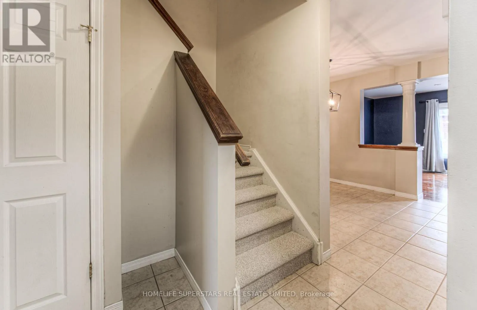 297 BRIARMEADOW DR