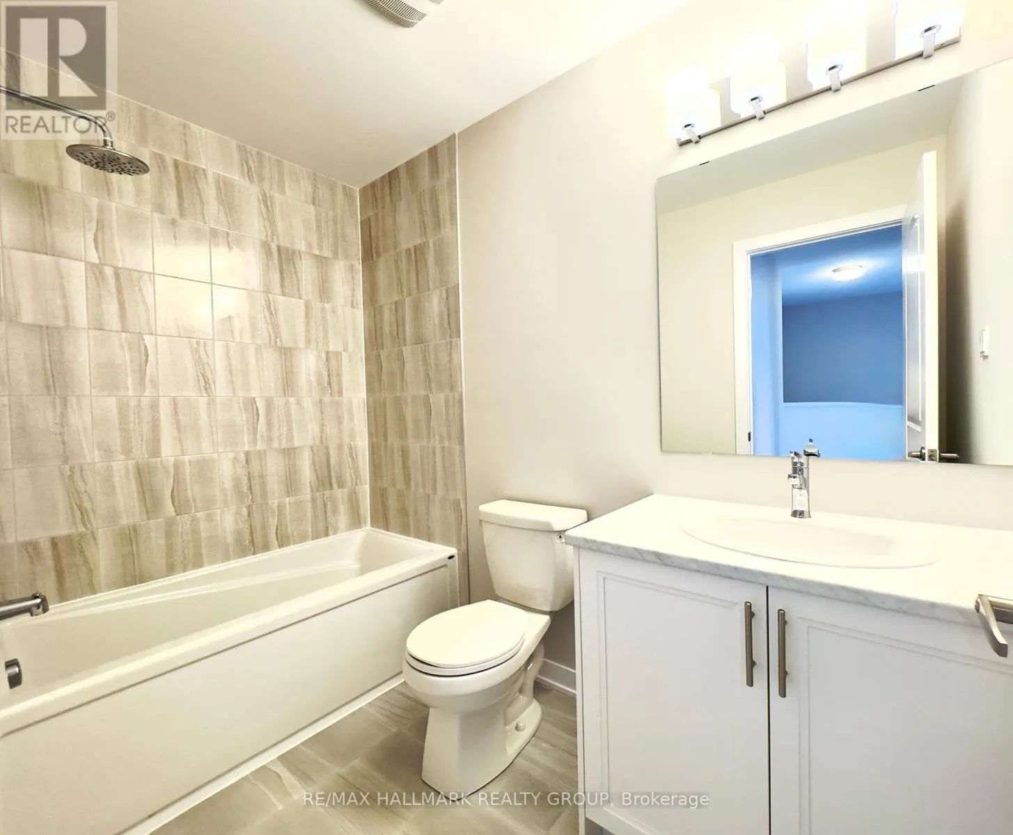 868 ANDESITE TERRACE