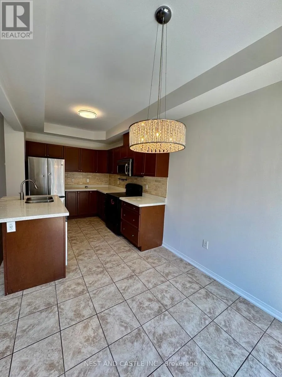 26 - 170 PALACEBEACH TRAIL