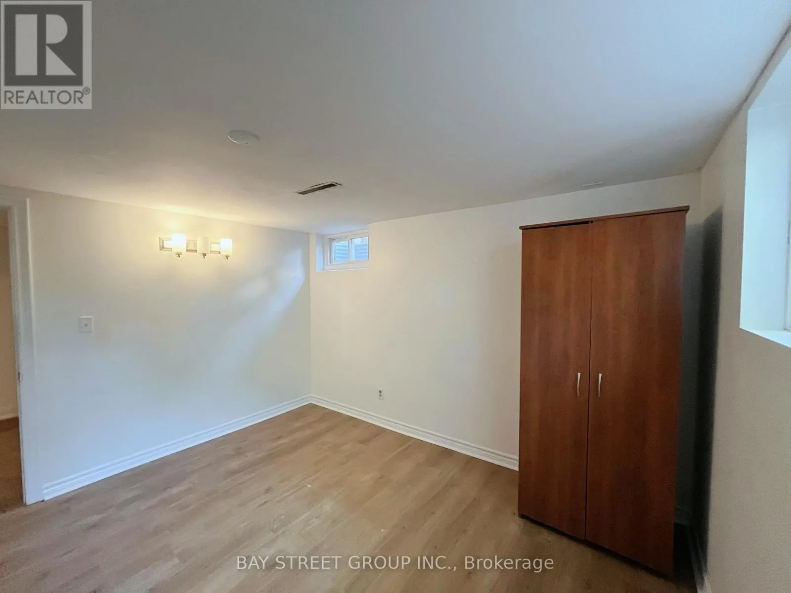 LOWER - 12 WAKIL DRIVE, #Lower