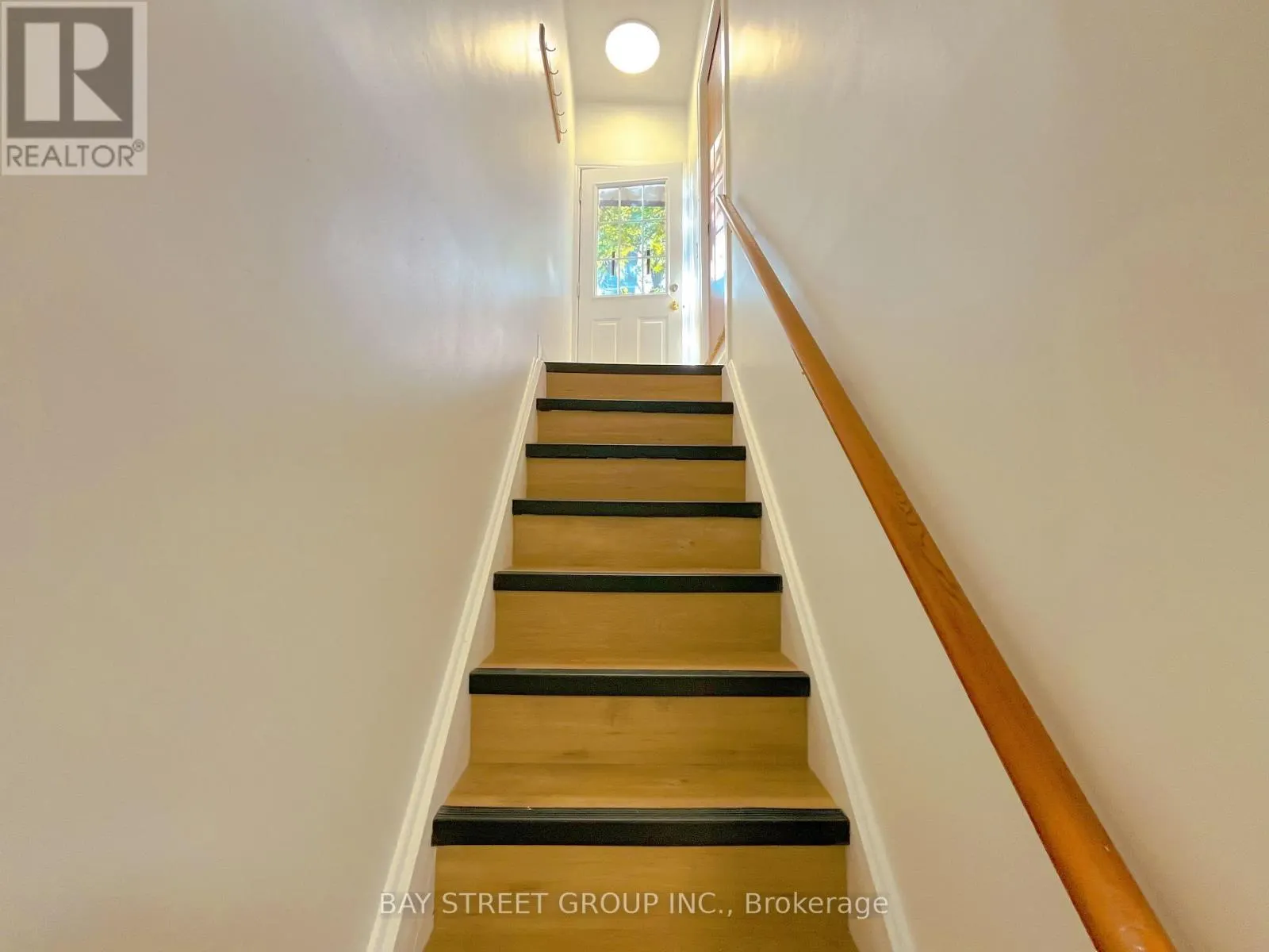 LOWER - 12 WAKIL DRIVE, #Lower