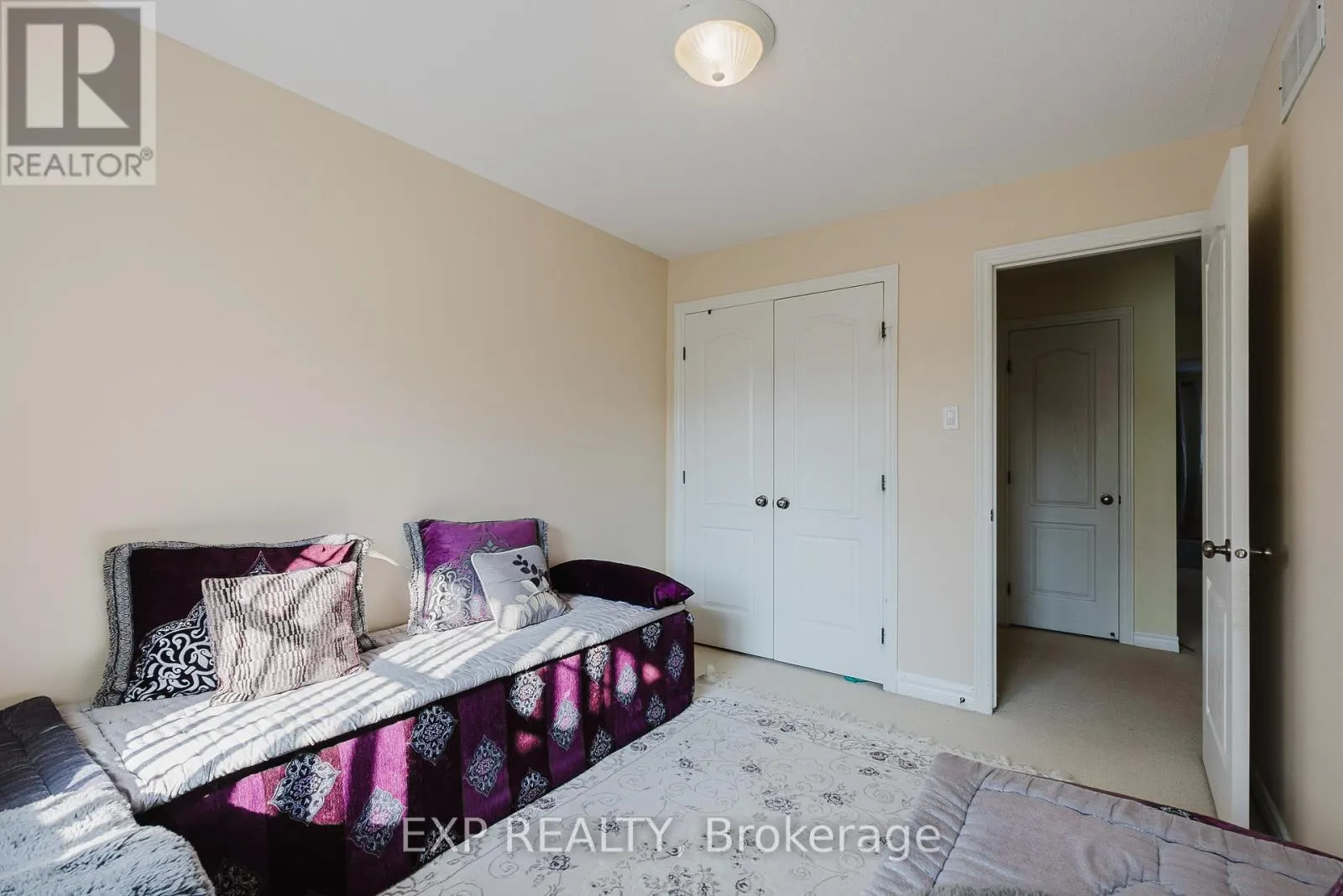 111 WHETSTONE CRESCENT