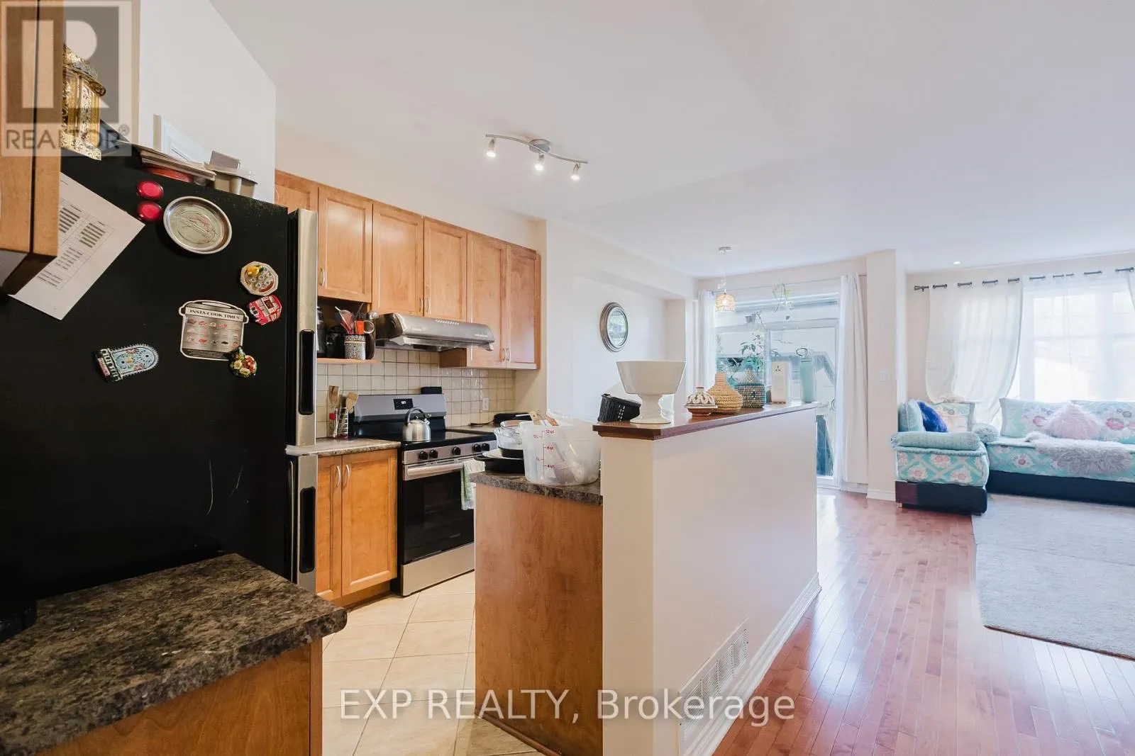 111 WHETSTONE CRESCENT