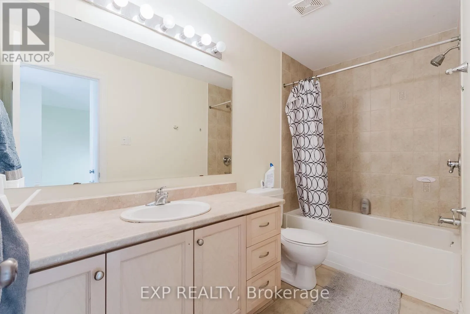 111 WHETSTONE CRESCENT