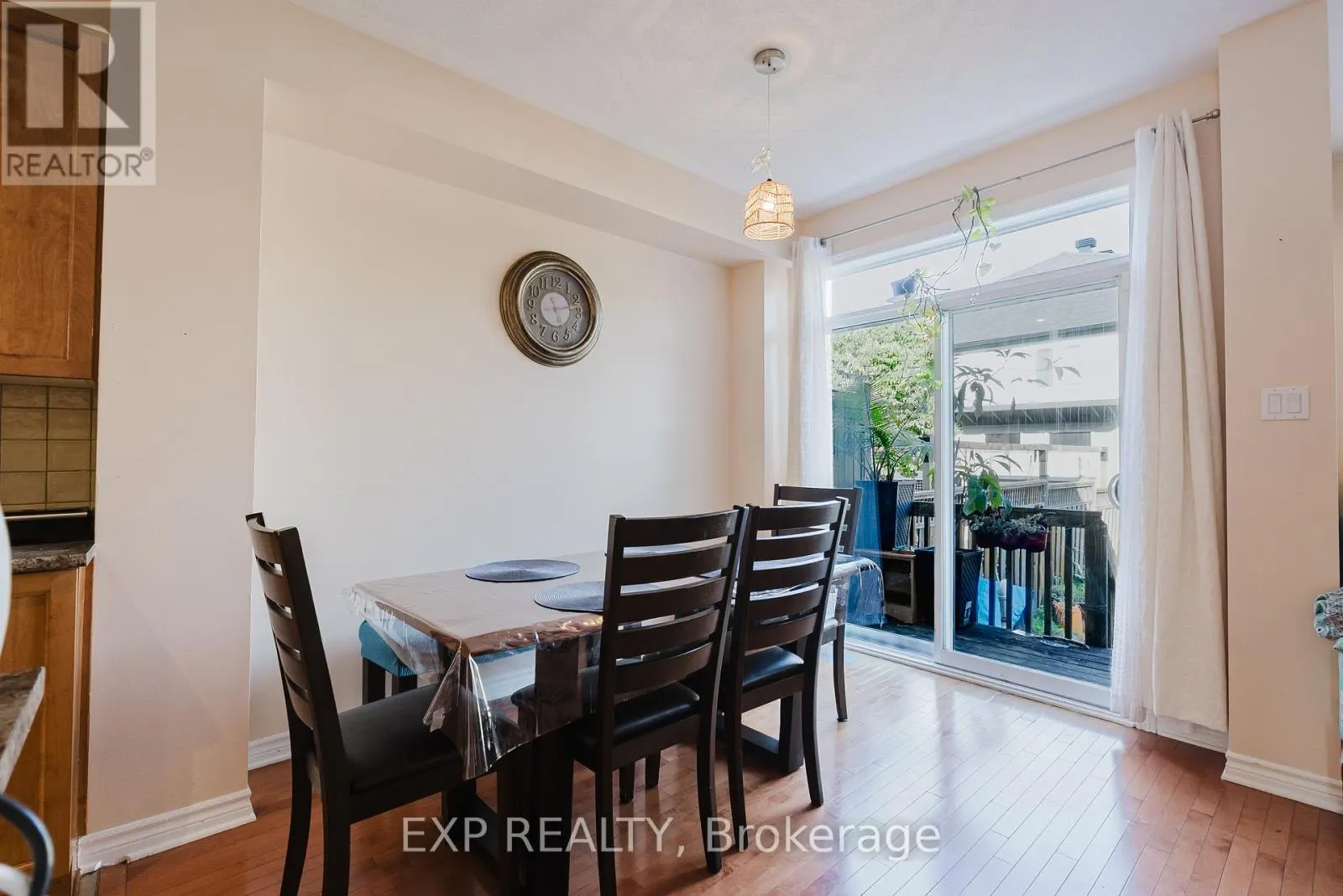 111 WHETSTONE CRESCENT
