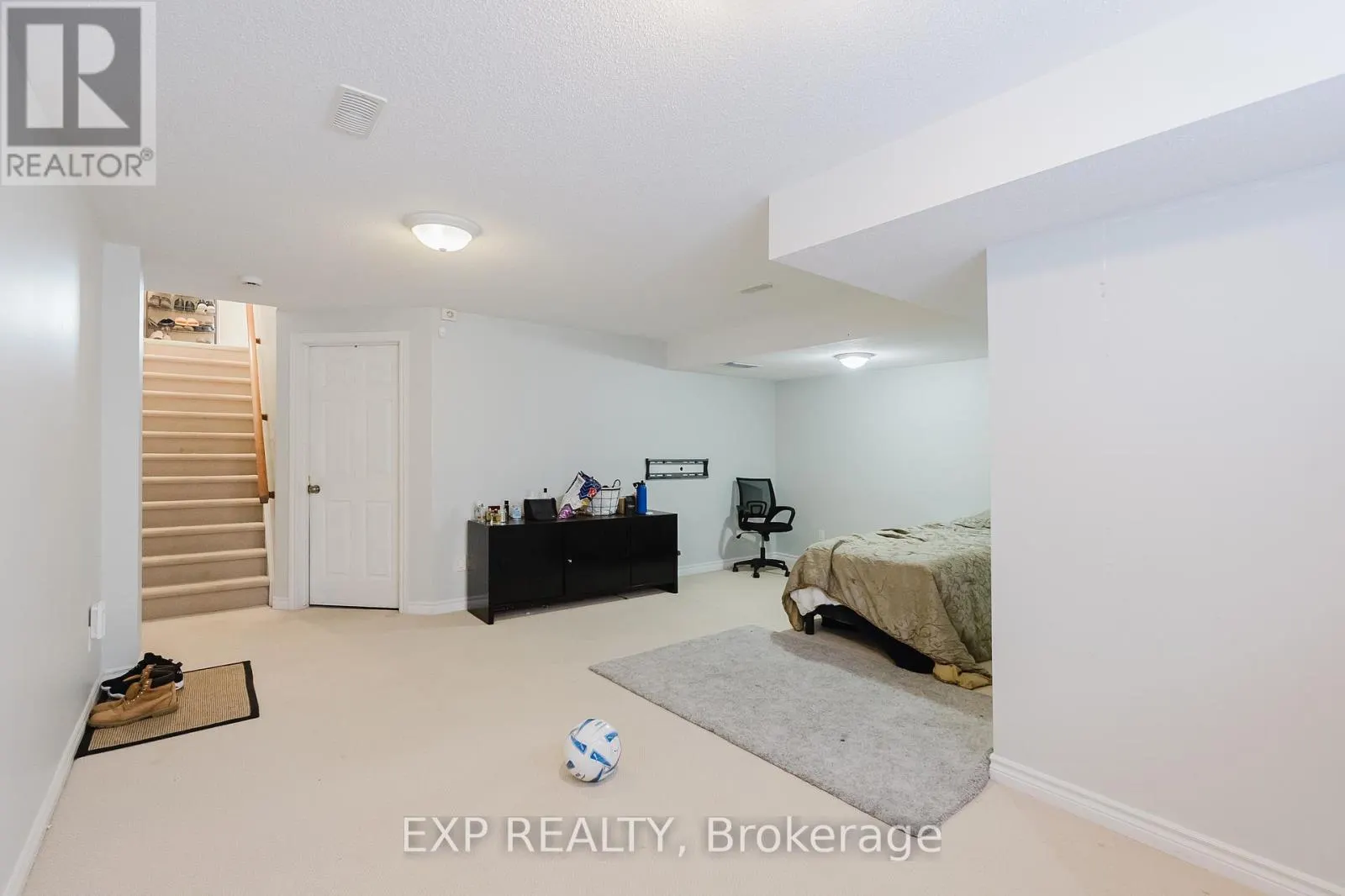 111 WHETSTONE CRESCENT