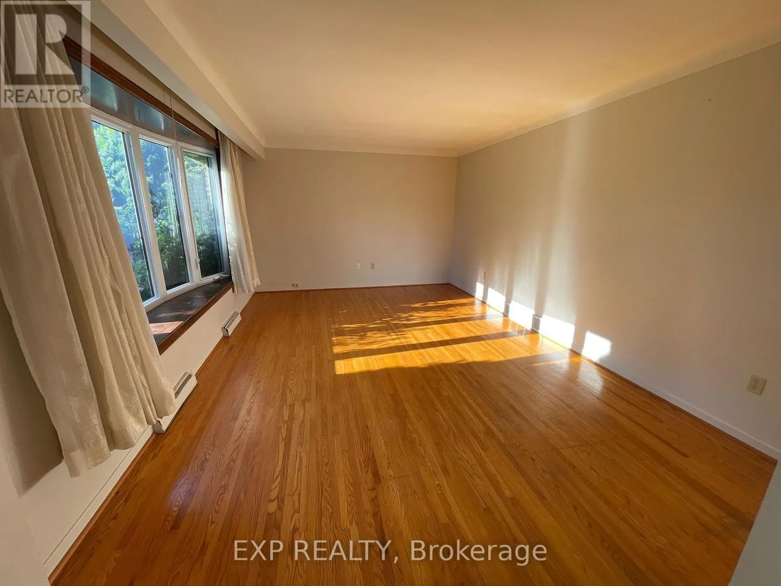 46 CROYDON DRIVE